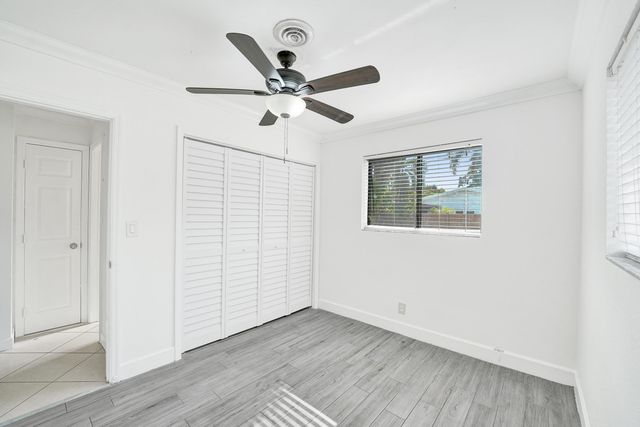 4360 NE 13th Avenue, Oakland Park, FL 33334