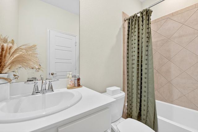 2261 Obsidian Drive, Aubrey, TX 76227