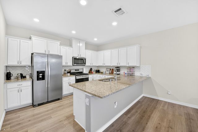 2261 Obsidian Drive, Aubrey, TX 76227