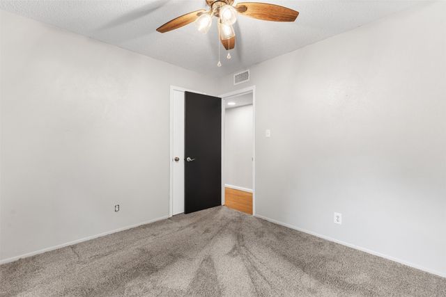 109 King Lyle Road, Scroggins, TX 75480