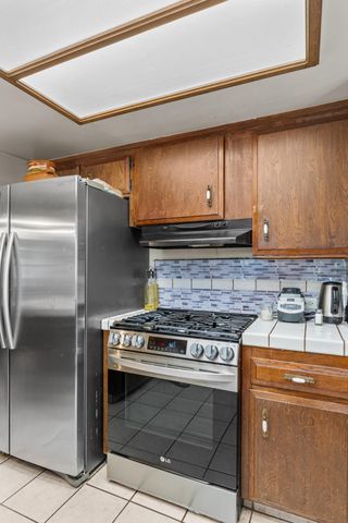 602 N Barranca Court, Tulare, CA 93274