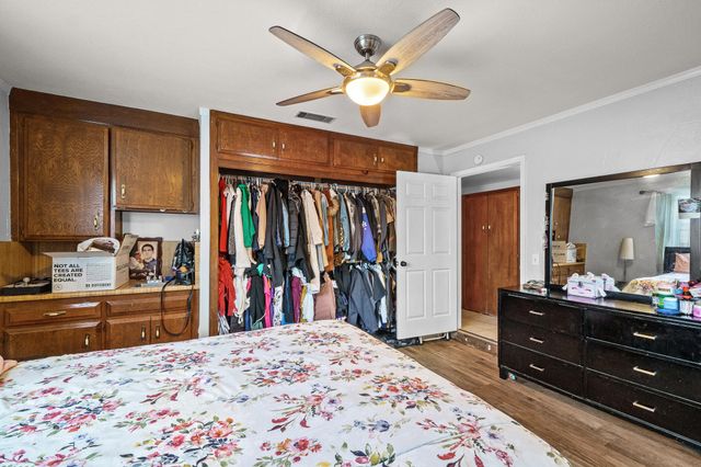 602 N Barranca Court, Tulare, CA 93274