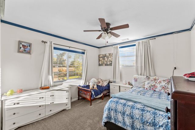 602 N Barranca Court, Tulare, CA 93274