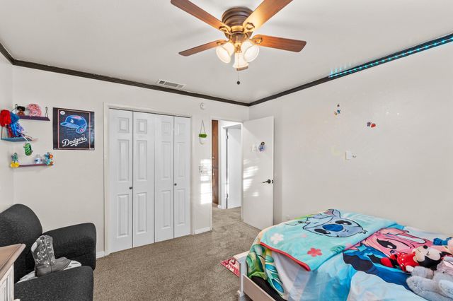 602 N Barranca Court, Tulare, CA 93274