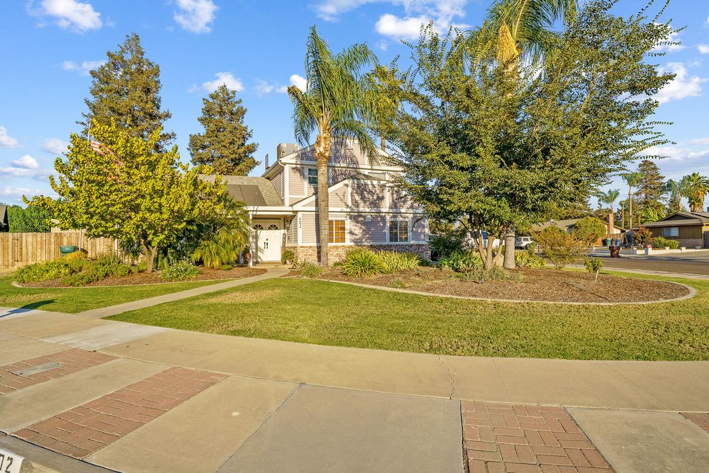 602 N Barranca Court, Tulare, CA 93274