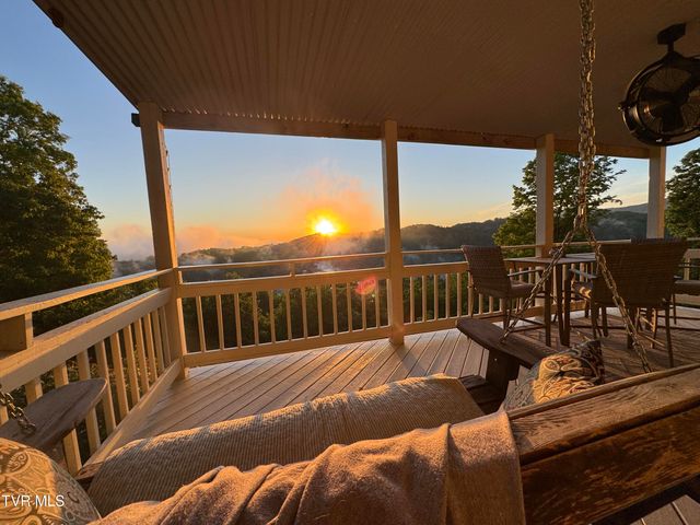22455 Wyldwood Road, Abingdon, VA 24211
