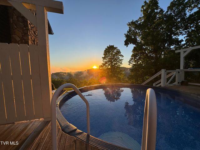 22455 Wyldwood Road, Abingdon, VA 24211
