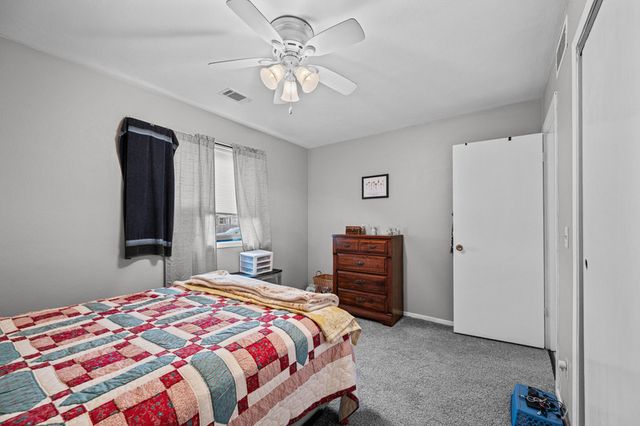 1211 48th Avenue 27, East Moline, IL 61244