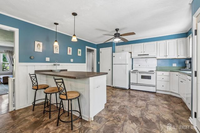 695 Wadsworth Avenue, South Plainfield, NJ 07080