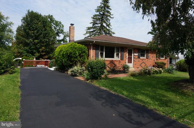 6304 CHELTON AVE, Harrisburg, PA 17112