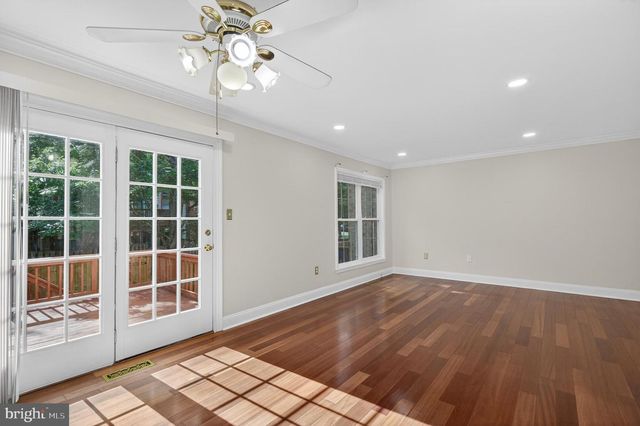 9608 MASTERWORKS DR, Vienna, VA 22181