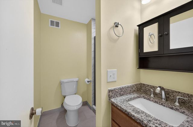 9608 MASTERWORKS DR, Vienna, VA 22181
