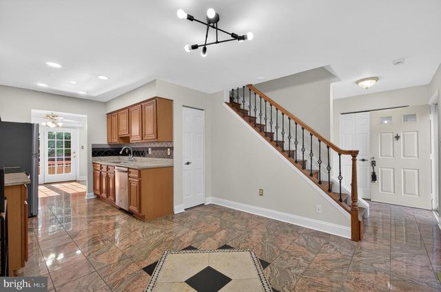 9608 MASTERWORKS DR, Vienna, VA 22181