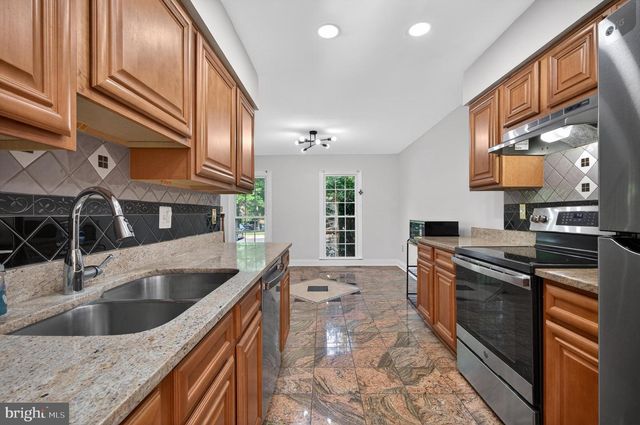 9608 MASTERWORKS DR, Vienna, VA 22181