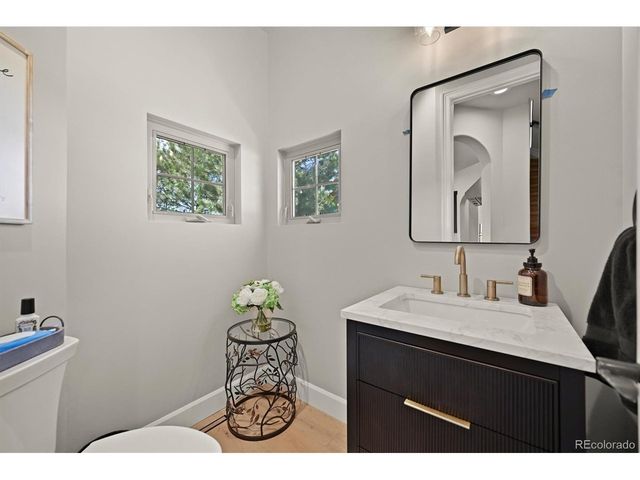 1287 Buffalo Ridge Rd, Castle Pines, CO 80108