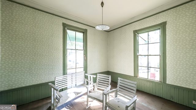 215 West Avenue, Carrollton, GA 30117