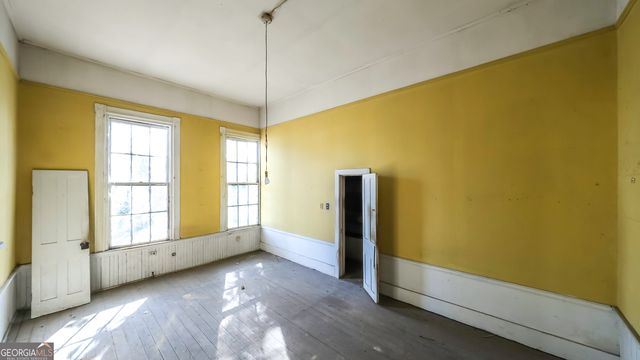 215 West Avenue, Carrollton, GA 30117