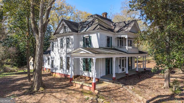 215 West Avenue, Carrollton, GA 30117