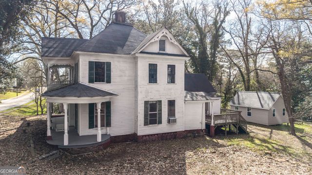 215 West Avenue, Carrollton, GA 30117