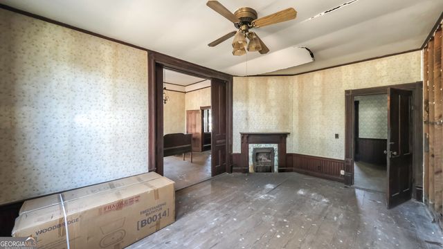 215 West Avenue, Carrollton, GA 30117