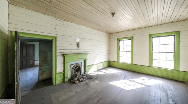 215 West Avenue, Carrollton, GA 30117