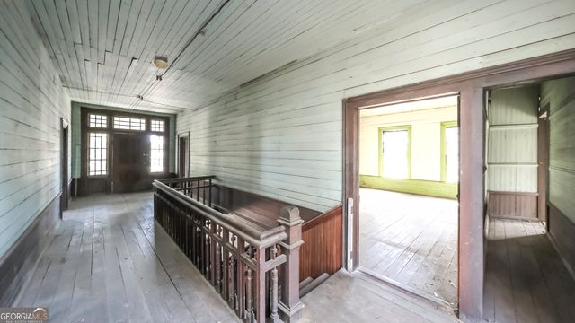 215 West Avenue, Carrollton, GA 30117