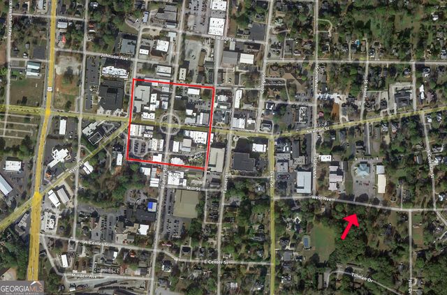 215 West Avenue, Carrollton, GA 30117