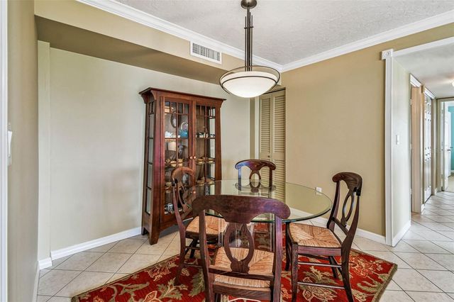 101 BENJAMIN FRANKLIN DRIVE 61, Sarasota, FL 34236