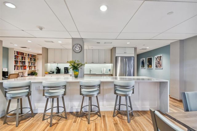 101 BENJAMIN FRANKLIN DRIVE 61, Sarasota, FL 34236