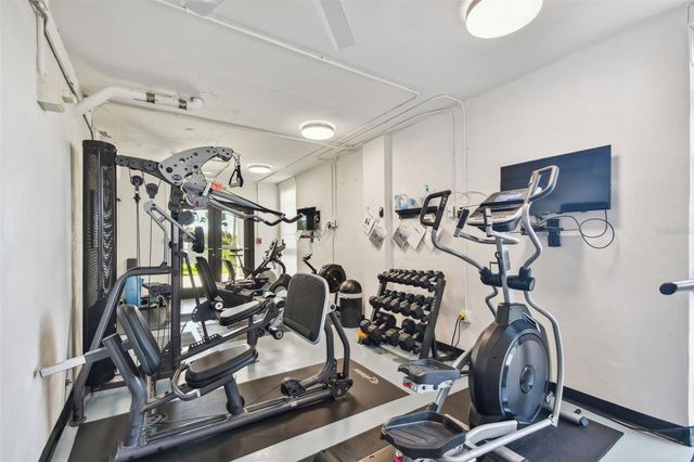 101 BENJAMIN FRANKLIN DRIVE 61, Sarasota, FL 34236