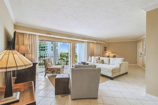 101 BENJAMIN FRANKLIN DRIVE 61, Sarasota, FL 34236