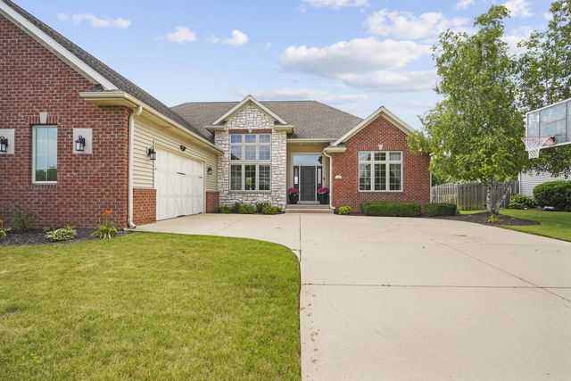 2222 38th AVENUE, Kenosha, WI 53144