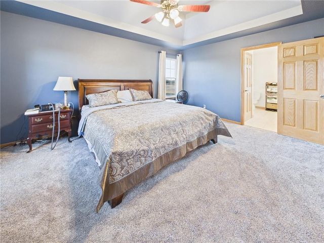 12 SW 260th Road, Warrensburg, MO 64093