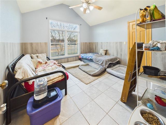 12 SW 260th Road, Warrensburg, MO 64093