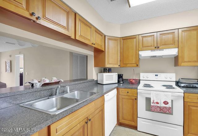 5615 SAN JUAN Avenue 606, Jacksonville, FL 32210