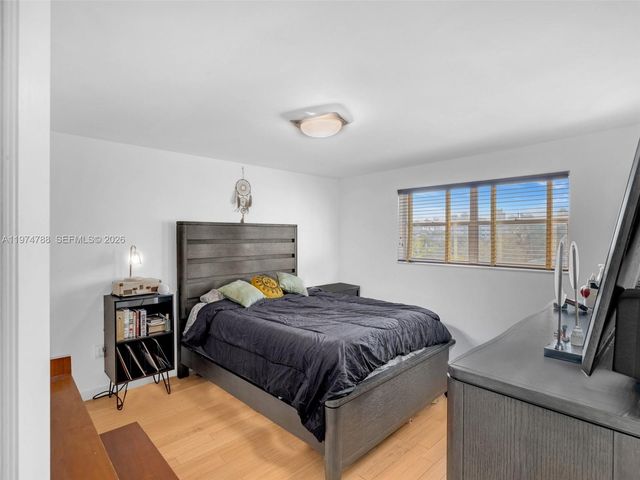 1236 Alton Rd 402, Miami Beach, FL 33139