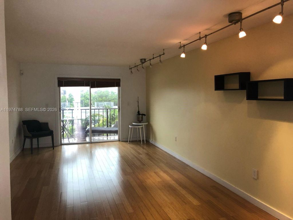 1236 Alton Rd 402, Miami Beach, FL 33139