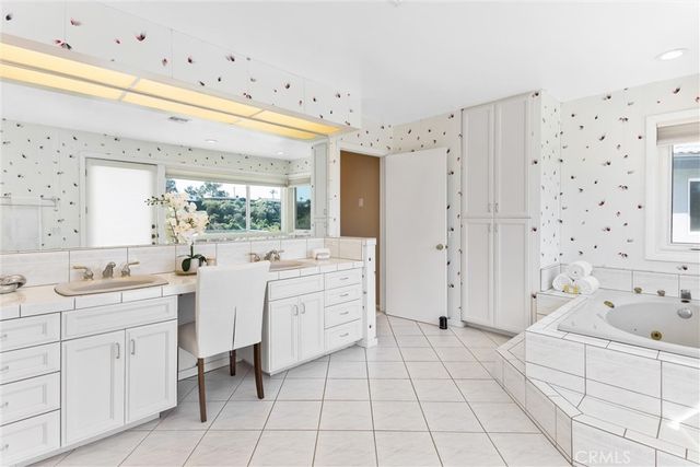 30693 E Sunset S, Redlands, CA 92373