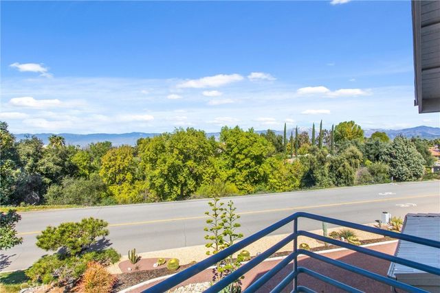 30693 E Sunset S, Redlands, CA 92373