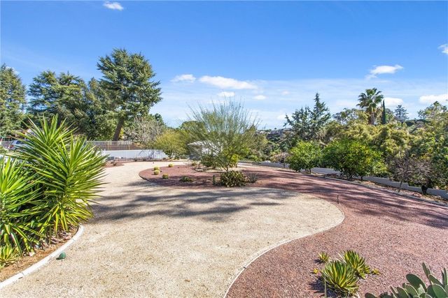 30693 E Sunset S, Redlands, CA 92373