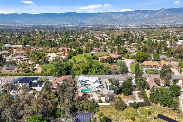 30693 E Sunset S, Redlands, CA 92373
