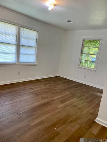 3333 Byron St, Baton Rouge, LA 70805