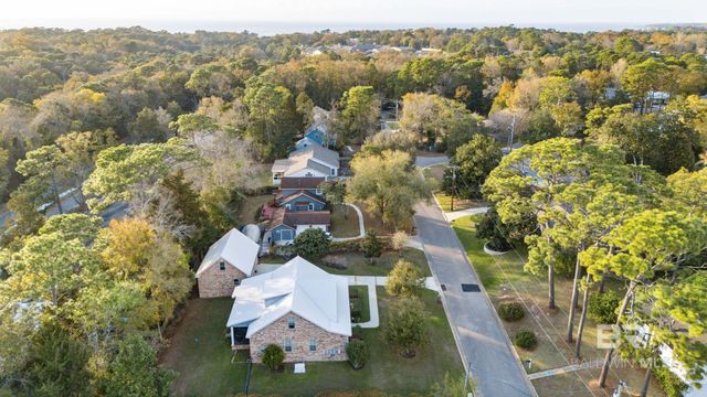 107 Ronforth Street, Fairhope, AL 36532
