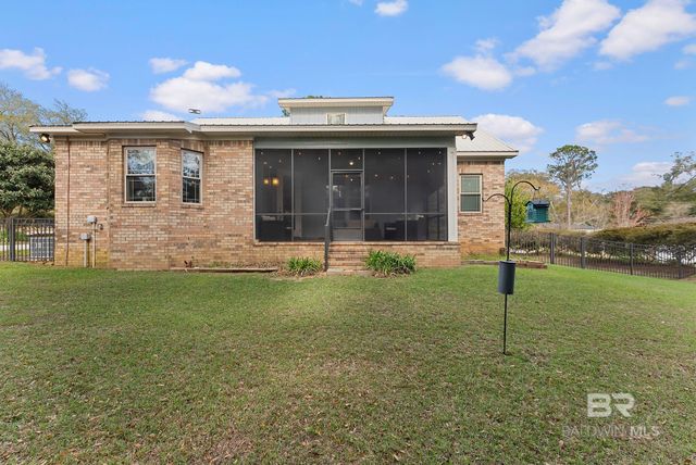 107 Ronforth Street, Fairhope, AL 36532