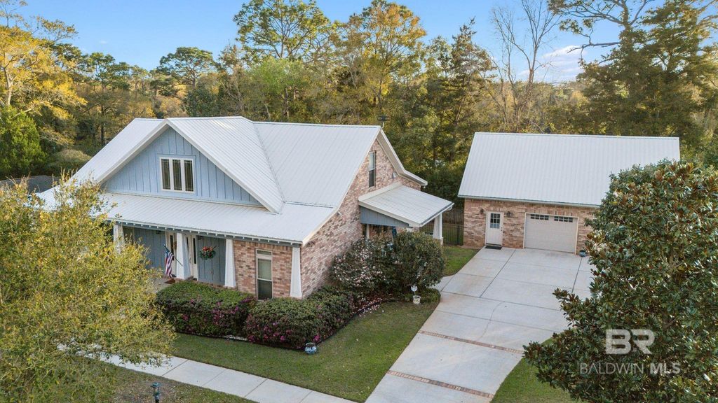 107 Ronforth Street, Fairhope, AL 36532