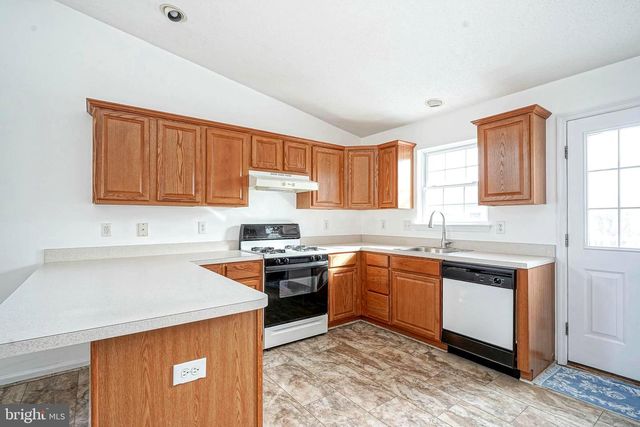 176 TRELLIS LN, Sewell, NJ 08080