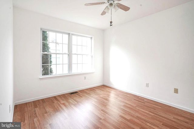 176 TRELLIS LN, Sewell, NJ 08080