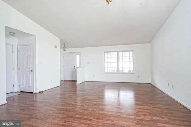 176 TRELLIS LN, Sewell, NJ 08080