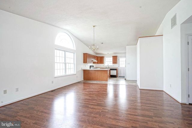 176 TRELLIS LN, Sewell, NJ 08080