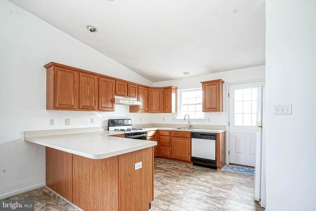 176 TRELLIS LN, Sewell, NJ 08080